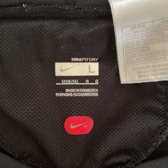 Nike capris - Picture 3 of 3